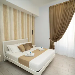 Mida's Boutique , Naples Italie